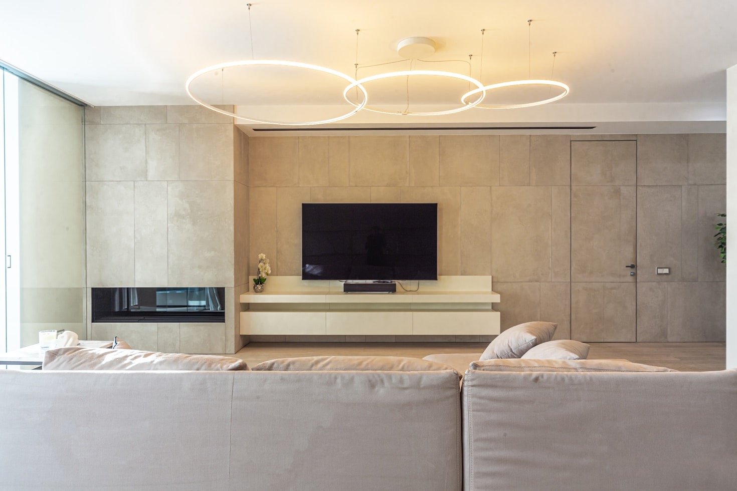 The Benefits Of Professional Television Mounting