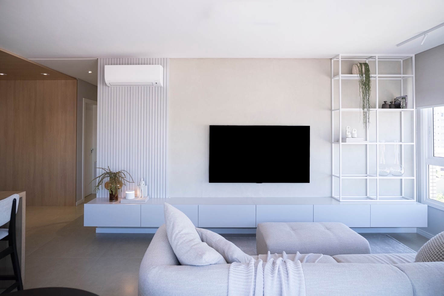 Why Commercial Spaces Need Secure Mounting